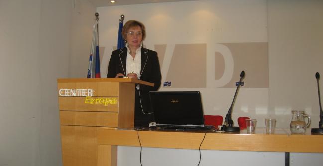 ACADEMIA 2012